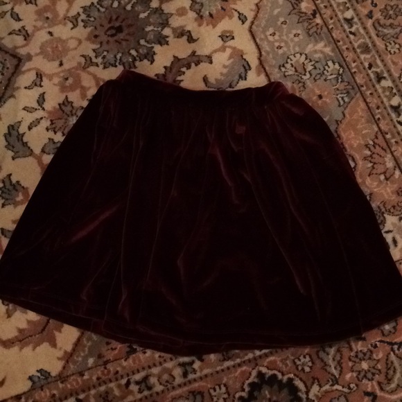 TOPSHOP Burgundy Velvet Skater Skirt US 4 - Picture 7 of 7
